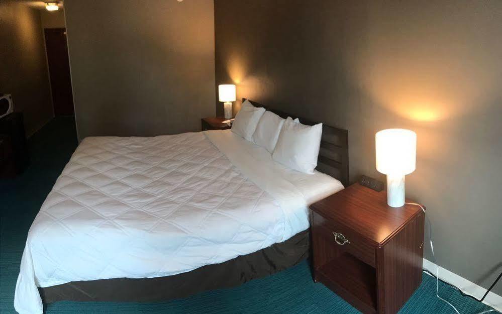 Country Garden & Suites-Benton Zewnętrze zdjęcie